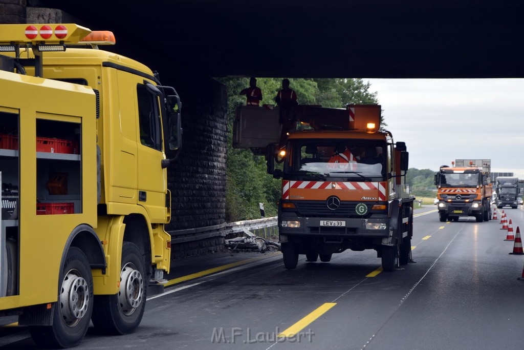 Schwerer VU A 3 Rich Oberhausen Hoehe AK Leverkusen P475.JPG - Miklos Laubert